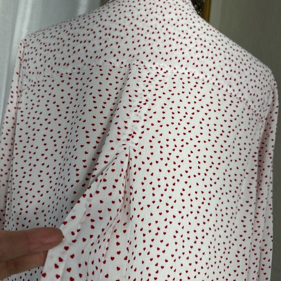 Heart print Button Collared Shirt Women's Size XL White Red Long Sleeve - Picture 11 of 14